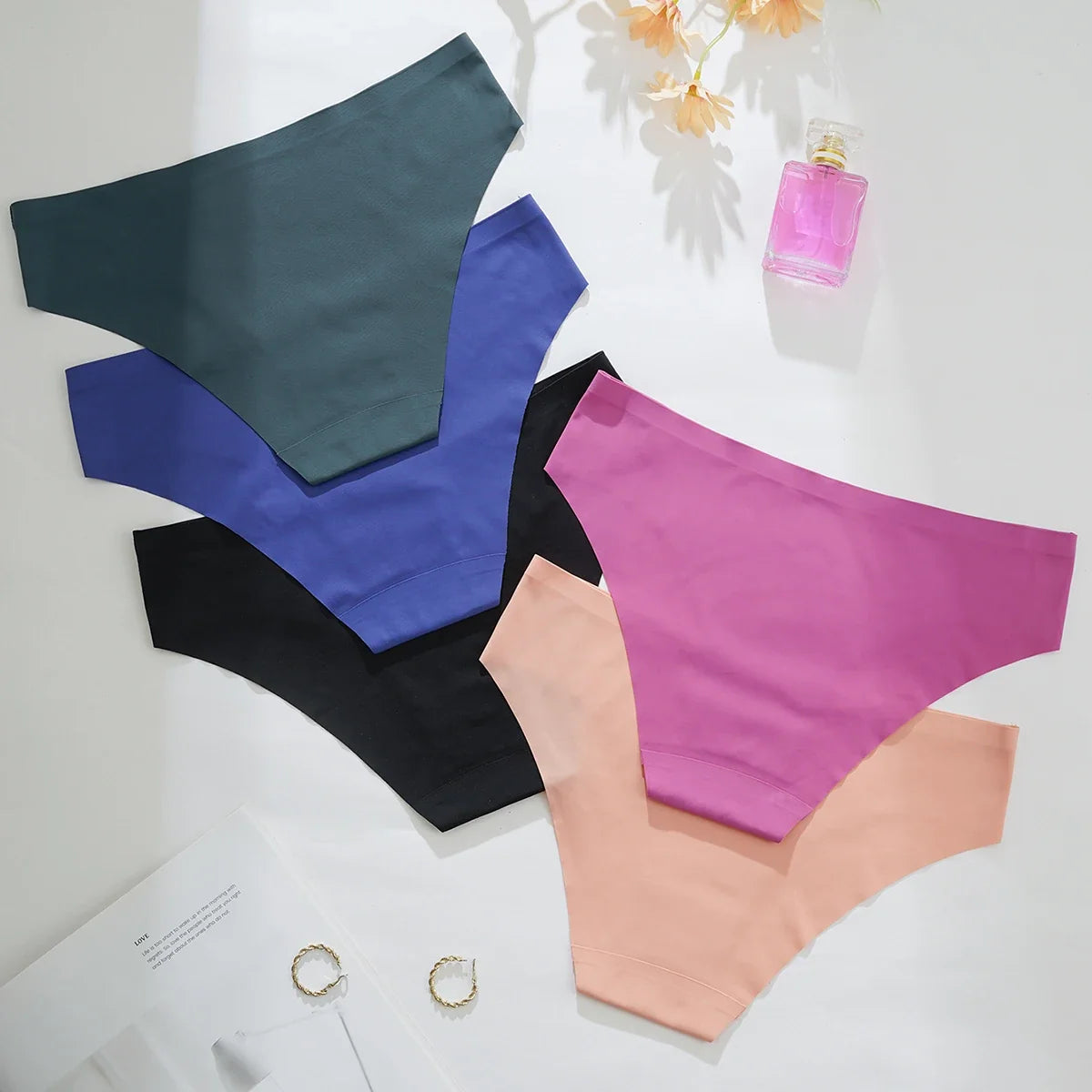 5pcs Ultra-thin Seamless Underwear Women's Invisible Panties Sexy Ice Silk Briefs Low Waist Breathable Stretchy Soft Lingerie