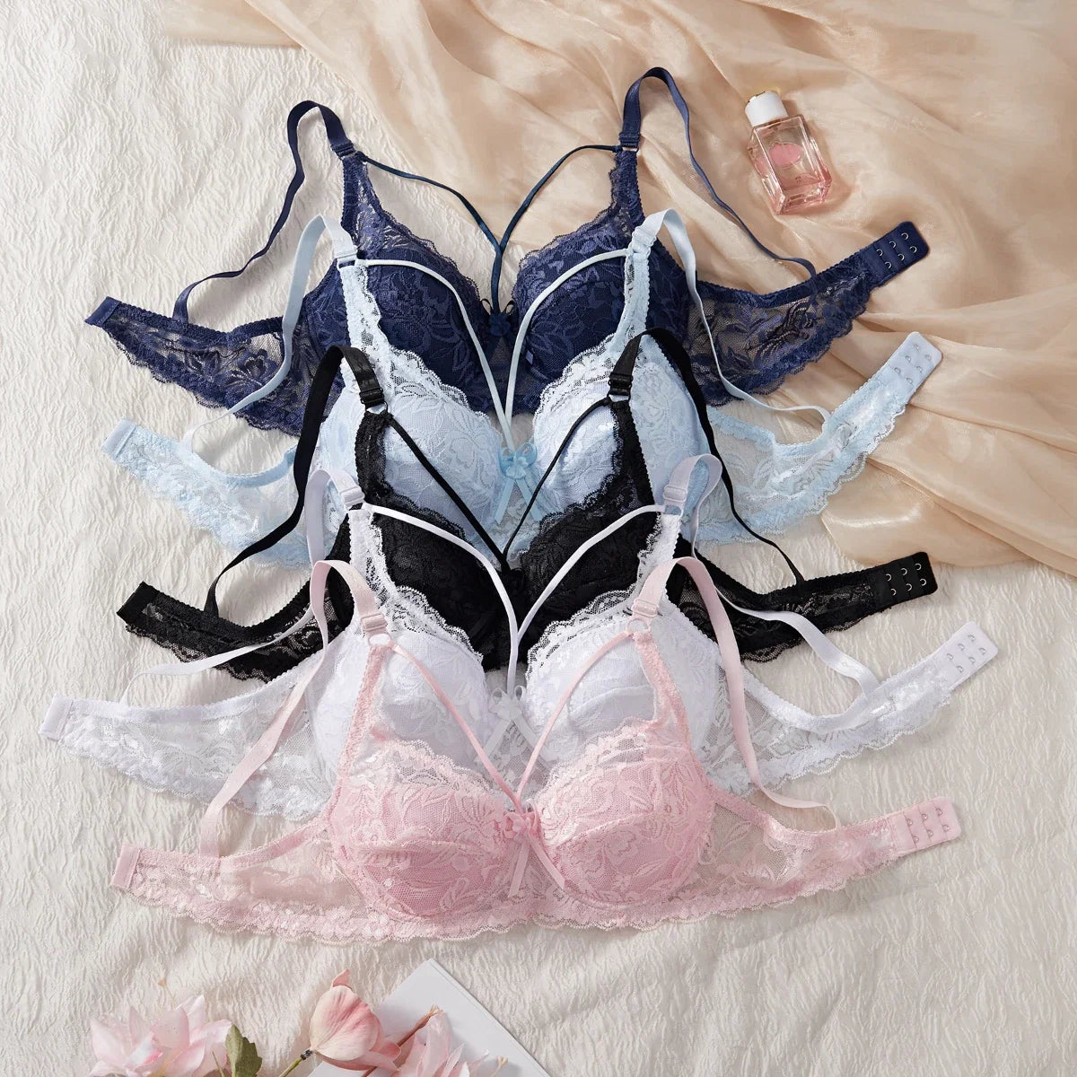 5-Pack French Women's Underwear Set Hollow Lace Patchwork Bow Sexy Bras Fashionable Bralette Strap Sexy Lingerie Set Women's Bra