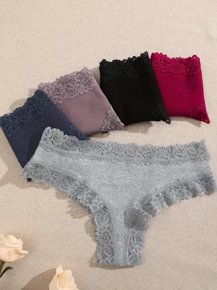 3Pcs Sexy Women Cotton Brazilian Pants Lace Brazilian Briefs Low Waist Floral Solid Color G-string Breathable Soft Lingerie