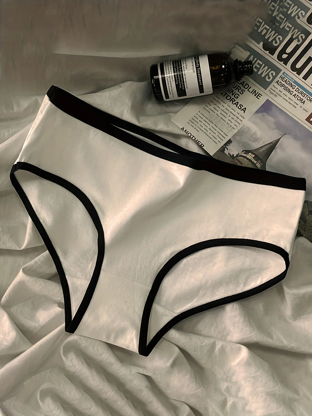 3pcs Sports Cool Style Instagram Minimalist Girls' Underwear Mid Waist Japanese Black and White Pure Cotton Women's Triangle Top