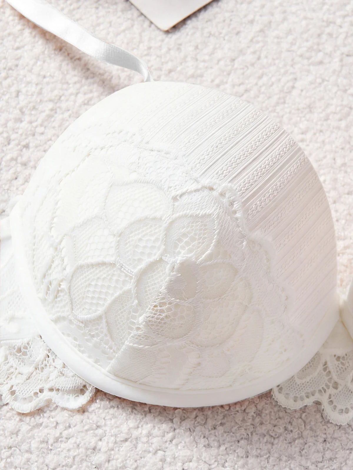 3Pcs-5Pcs Women's Bra with Patterned Engraved Cups, Sexy Lace Minimizer Bra, Underwire Push-Up Fashionable Women's Intimate Underwear