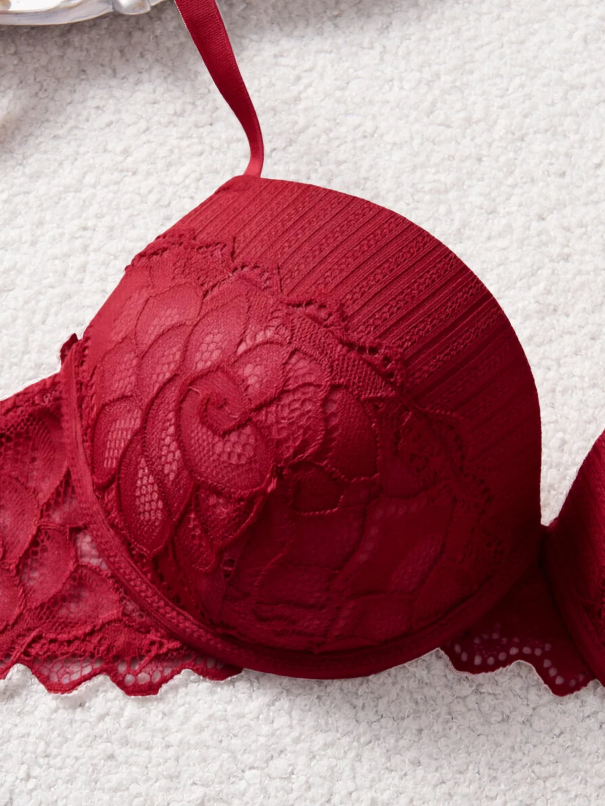 3Pcs-5Pcs Women's Bra with Patterned Engraved Cups, Sexy Lace Minimizer Bra, Underwire Push-Up Fashionable Women's Intimate Underwear
